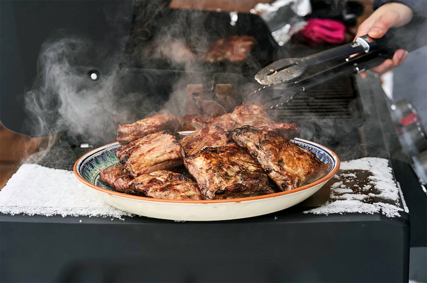Crafted from traditional Azorean recipes featuring garlic, paprika, wine powders, bay leaf, and piri piri pepper for perfectly marinated pork belly or pork butt every time.