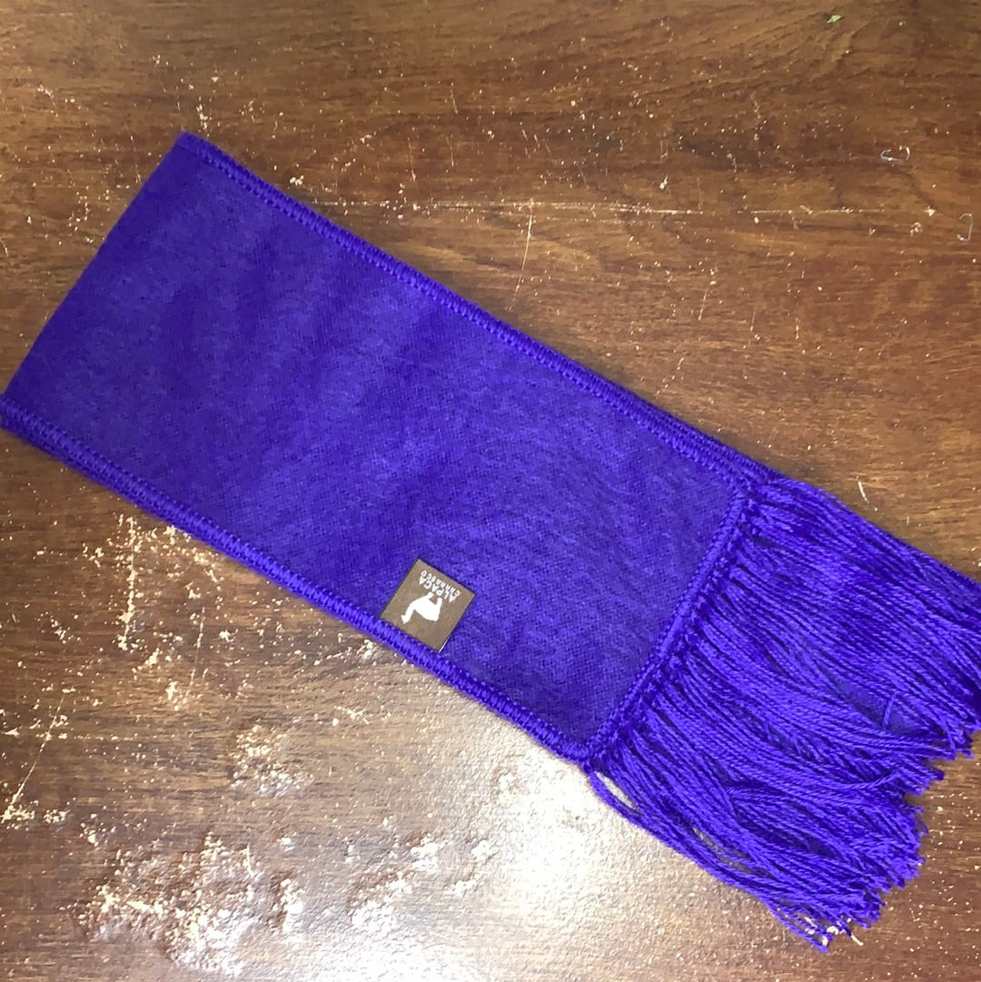 Narrow Alpaca Scarf with Alpaca Figure Label